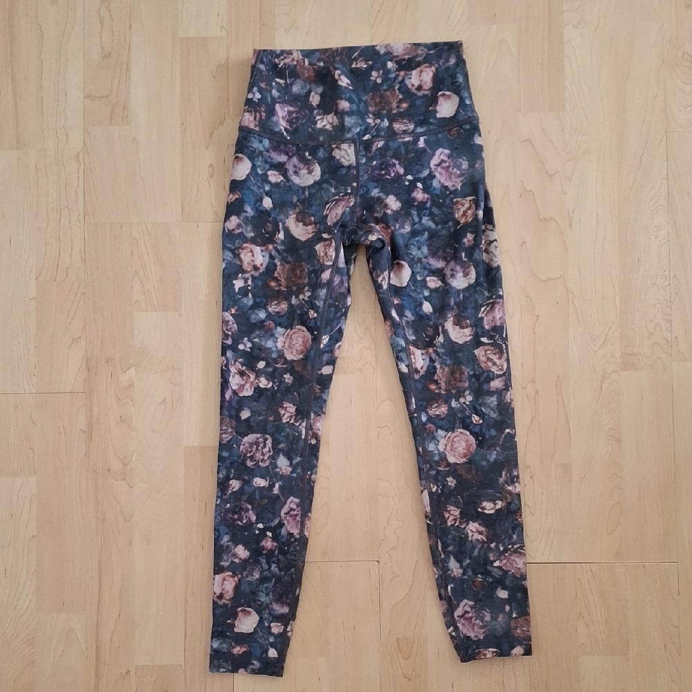 lululemon athletica Floral High-Rise Leggings Size 6